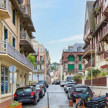 Stunning In Sur With House Sea View *