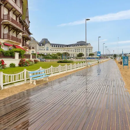 Stunning In Sur With House Sea View